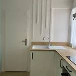Leo - Cosy Entierement Renove Avec Courette *
